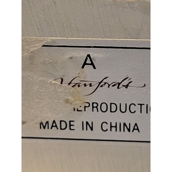 Vintage Hanford Crumpleton Elderly Woman Resin Figurine 1991 Wreath  Roses - Picture 2 of 10